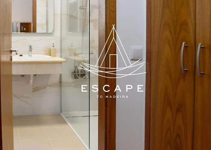 Апартаменты Anavrin By Escape To Madeira